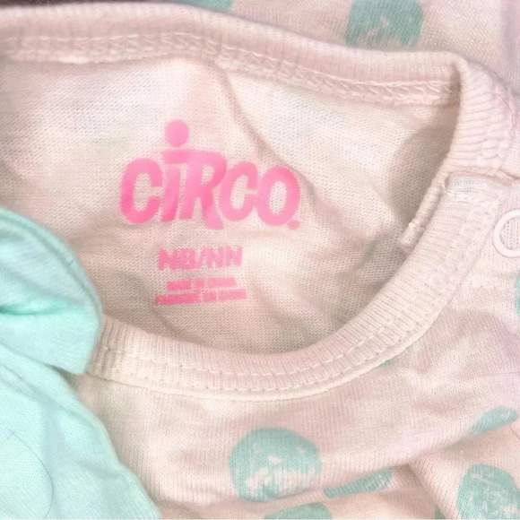 Set for 3  | Carter’s “My Aunt is My BFF” onesie & Striped Romper| Newborn - Picture 4 of 10